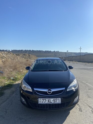 Opel Astra 2011, 180,000 km - 1.4 l - Bakı