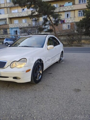 Mercedes C 240 2000, 210,000 km - 2.4 l - Bakı