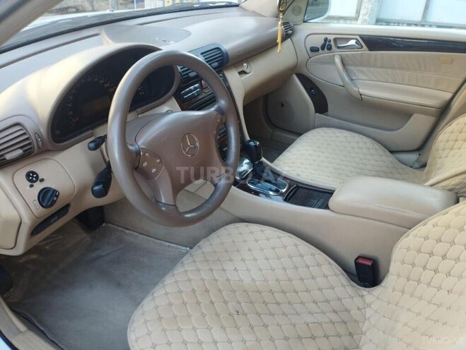 Mercedes C 240 2000, 210,000 km - 2.4 l - Bakı