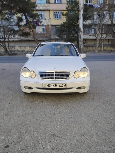 Mercedes C 240 2000, 210,000 km - 2.4 l - Bakı