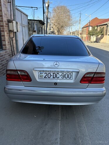 Mercedes E 200 2000, 250,000 km - 2.0 l - Gəncə