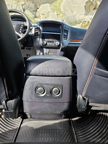 Mitsubishi Pajero 2007, 232,340 km - 3.0 l - Bakı