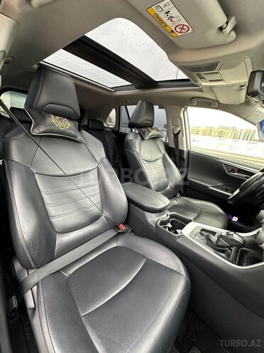 Toyota RAV4 2019, 83,600 km - 2.0 l - Bakı