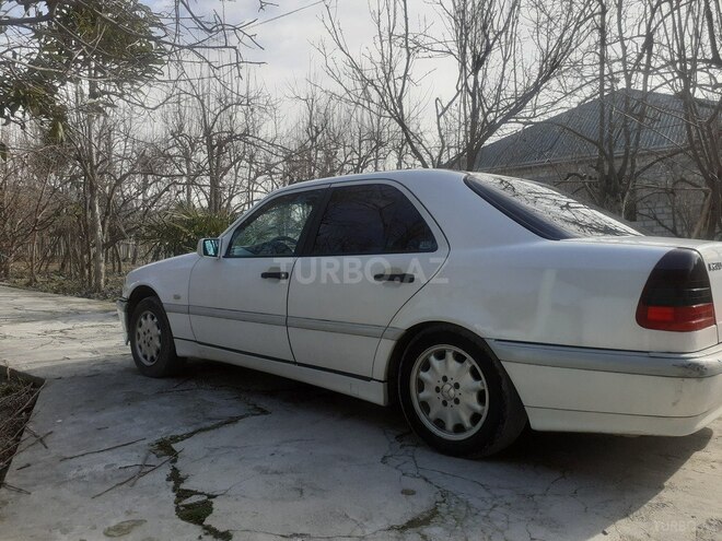 Mercedes C 200 1997, 270,000 km - 2.0 l - Göyçay