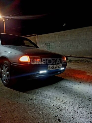 Opel Astra 1992, 350,000 km - 1.6 l - Bakı
