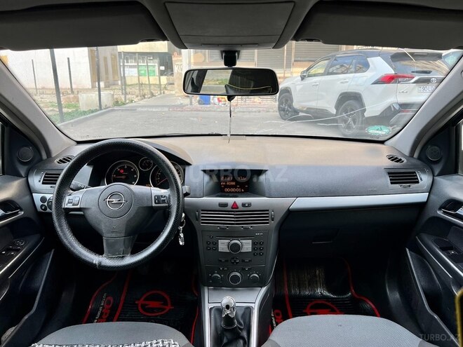 Opel Astra 2006, 200,000 km - 1.3 l - Bakı