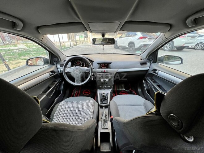 Opel Astra 2006, 200,000 km - 1.3 l - Bakı