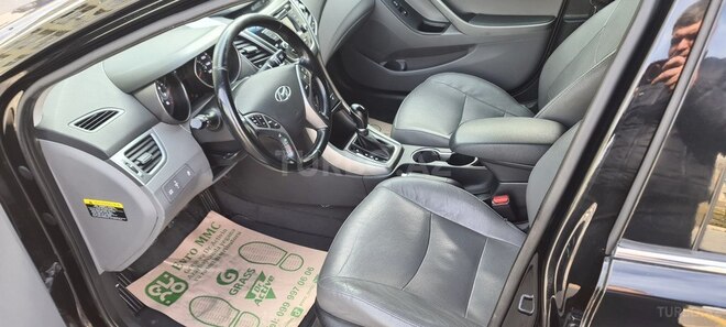 Hyundai Elantra 2014, 140,000 km - 1.8 l - Bakı
