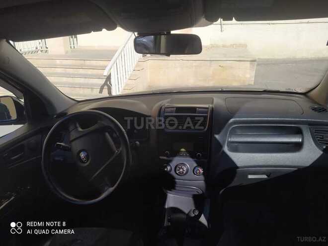 Kia Sportage 2009, 327,000 km - 2.0 l - Bakı
