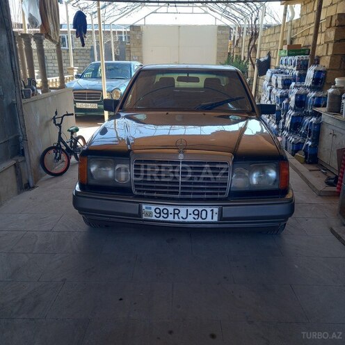 Mercedes E 220 1993, 576,670 km - 2.2 л - Ağcabədi