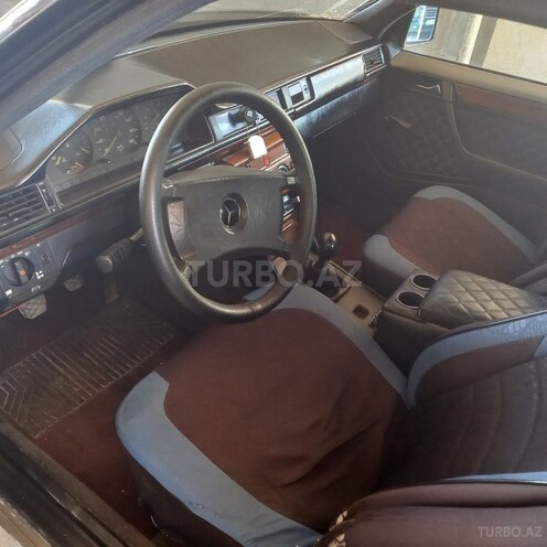 Mercedes E 220 1993, 576,670 km - 2.2 л - Ağcabədi