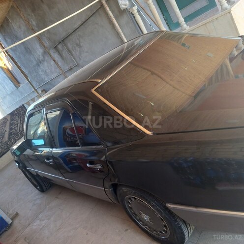 Mercedes E 220 1993, 576,670 km - 2.2 л - Ağcabədi
