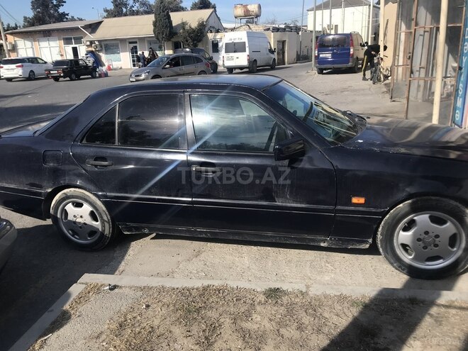 Mercedes C 180 1995, 324,876 km - 1.8 l - Bakı