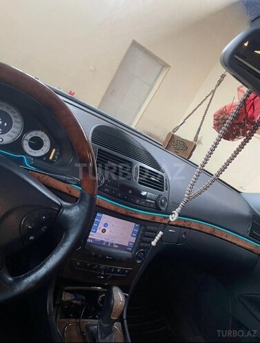 Mercedes E 240 2002, 298,000 km - 2.4 l - Şəmkir
