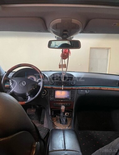 Mercedes E 240 2002, 298,000 km - 2.4 l - Şəmkir