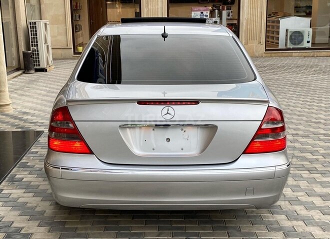 Mercedes E 240 2002, 298,000 km - 2.4 l - Şəmkir