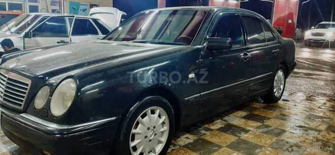 Mercedes E 240 1998, 338,230 km - 2.4 l - Gəncə