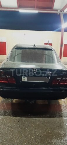 Mercedes E 240 1998, 338,230 km - 2.4 l - Gəncə