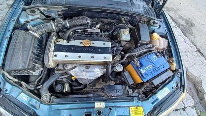 Opel Vectra 1999, 235,430 km - 2.0 l - Saatlı