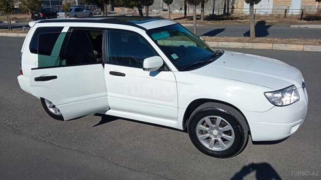 Subaru Forester 2007, 200,000 km - 2.0 л - Zaqatala