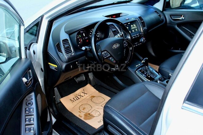 Kia Cerato 2016, 154,300 km - 2.0 l - Bakı