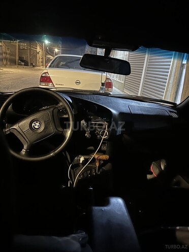 BMW 318 1994, 298,998 km - 1.8 l - Bakı