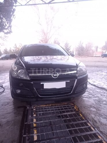 Opel Astra 2005, 290,000 km - 1.9 l - Gəncə
