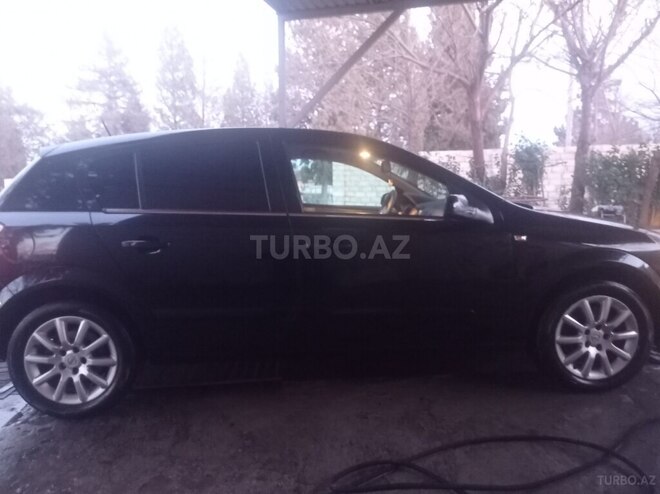 Opel Astra 2005, 290,000 km - 1.9 l - Gəncə