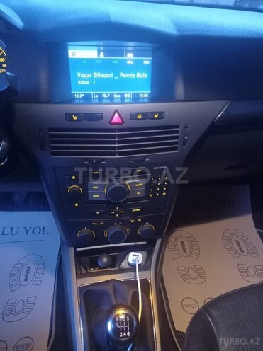 Opel Astra 2005, 290,000 km - 1.9 l - Gəncə