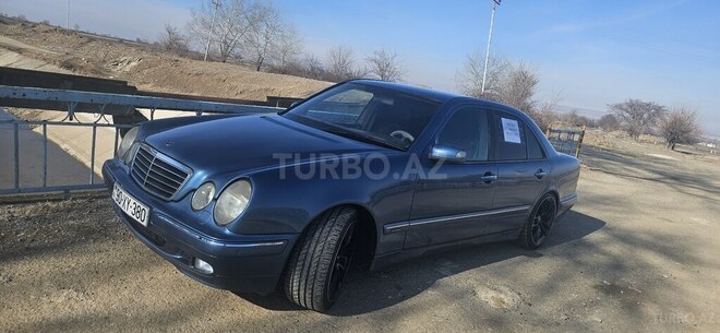 Mercedes E 270 1999, 416,542 km - 2.7 л - Ağstafa