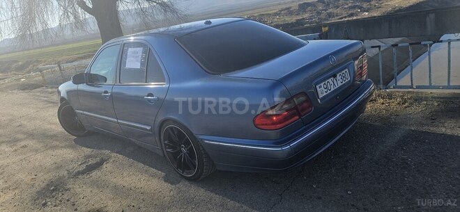 Mercedes E 270 1999, 416,542 km - 2.7 л - Ağstafa