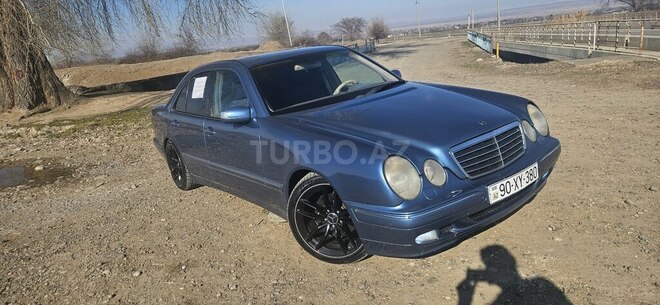 Mercedes E 270 1999, 416,542 km - 2.7 л - Ağstafa