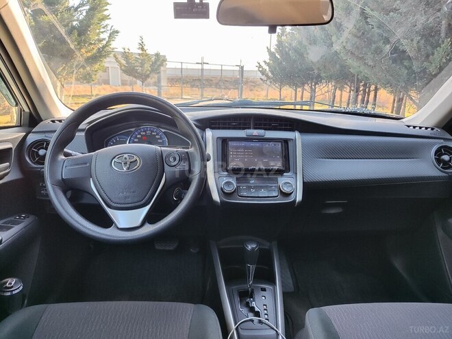 Toyota Corolla 2018, 135,000 km - 1.5 л - Bakı