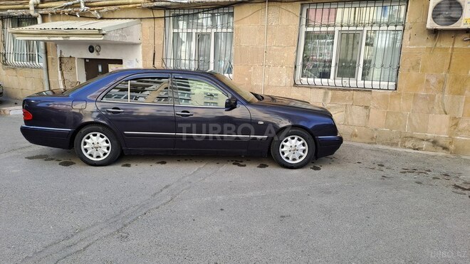 Mercedes E 230 1997, 453,000 km - 2.3 л - Bakı