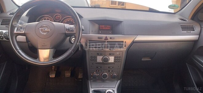 Opel Astra 2006, 227,000 km - 1.4 l - Bakı