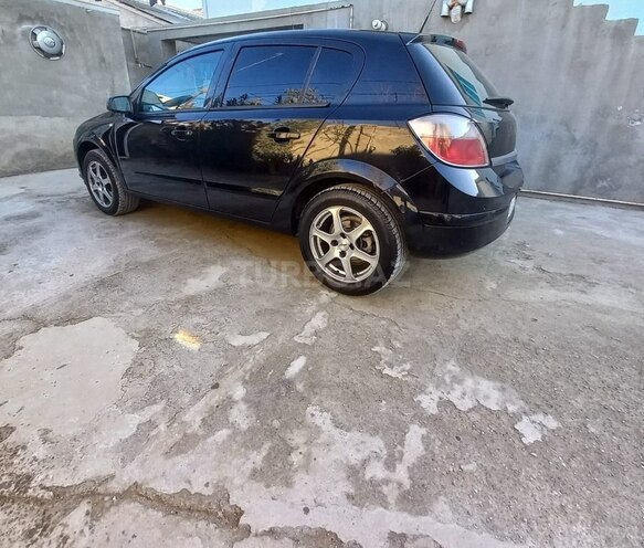 Opel Astra 2004, 300,000 km - 1.4 l - Bakı