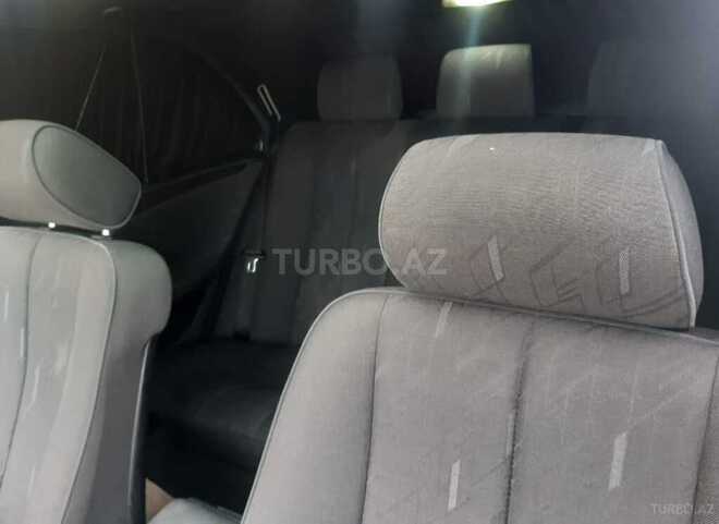 Mercedes E 200 2000, 323,451 km - 2.0 l - Bakı