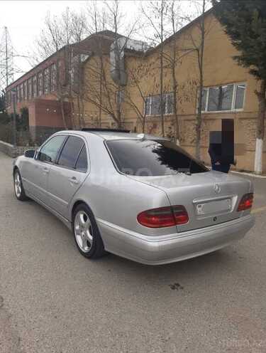 Mercedes E 200 2000, 323,451 km - 2.0 l - Bakı