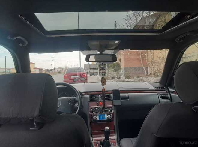 Mercedes E 200 2000, 323,451 km - 2.0 l - Bakı