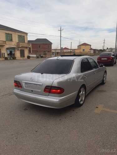 Mercedes E 200 2000, 323,451 km - 2.0 l - Bakı