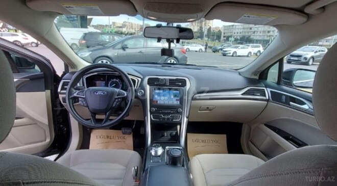 Ford Fusion 2015, 165,000 km - 1.5 л - Qazax