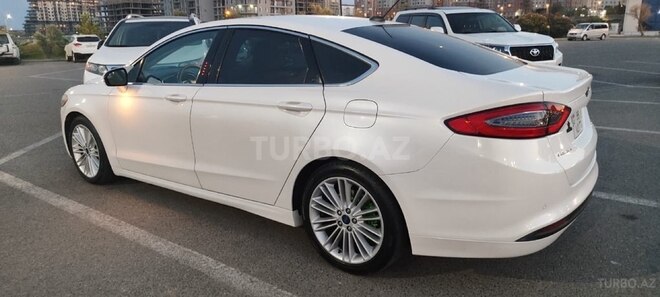 Ford Fusion 2015, 165,000 km - 1.5 л - Qazax