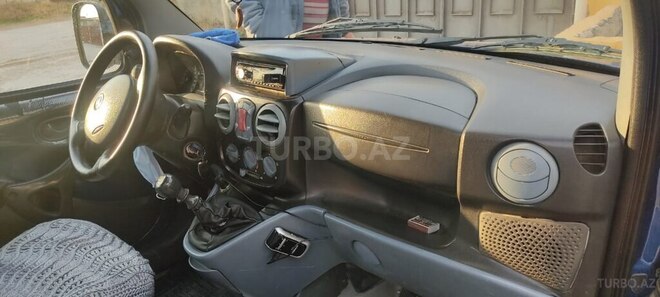 Fiat Doblo 2004, 256,000 km - 1.6 l - Bakı