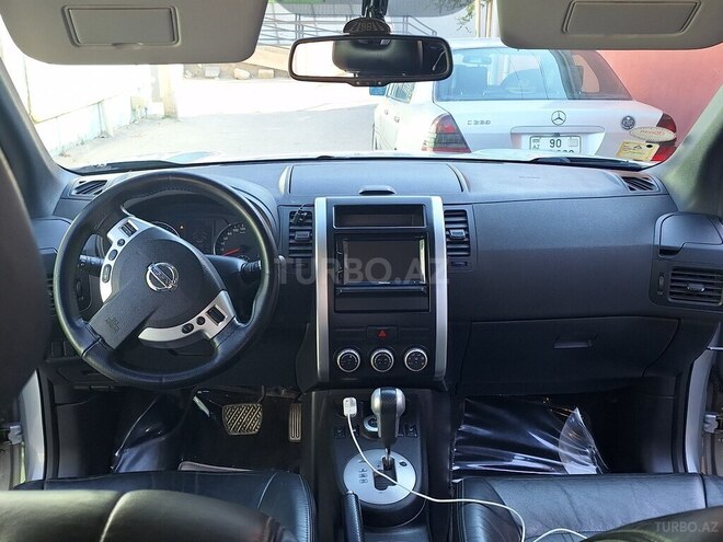Nissan X-Trail 2012, 220,000 km - 2.5 л - Bakı