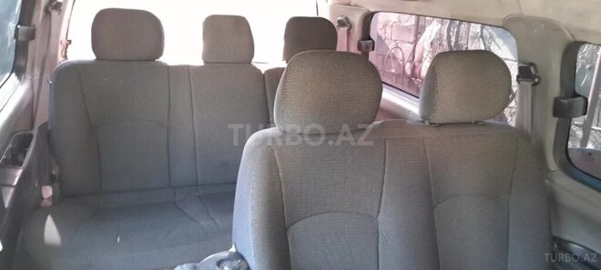Hyundai H-1 2006, 286,420 km - 2.5 л - Qusar