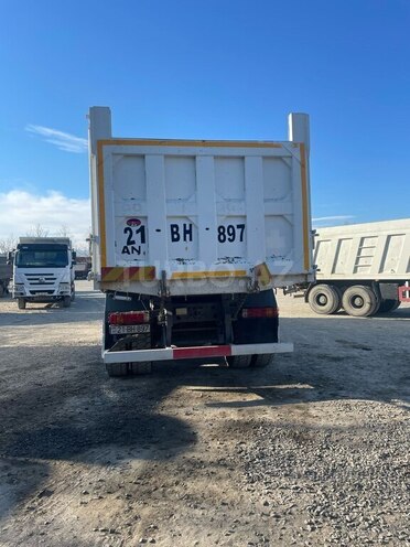 HOWO Sinotruk 2022, 88,000 km - 11.0 л - Gədəbəy