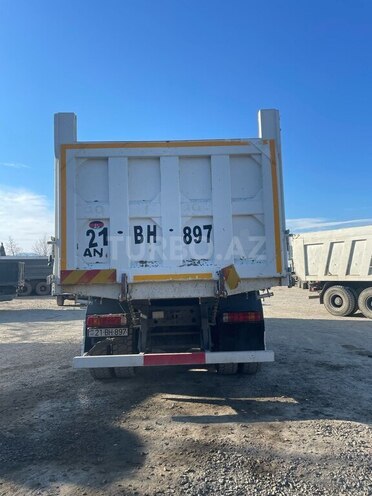 HOWO Sinotruk 2022, 88,000 km - 11.0 л - Gədəbəy