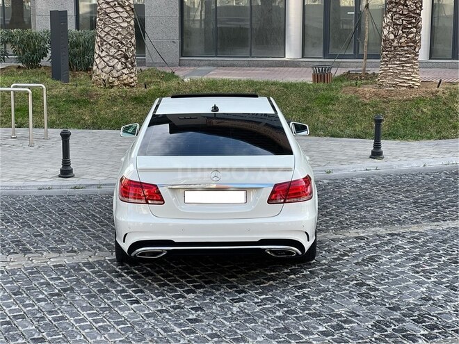 Mercedes E 250 2010, 251,788 km - 1.8 l - Bakı