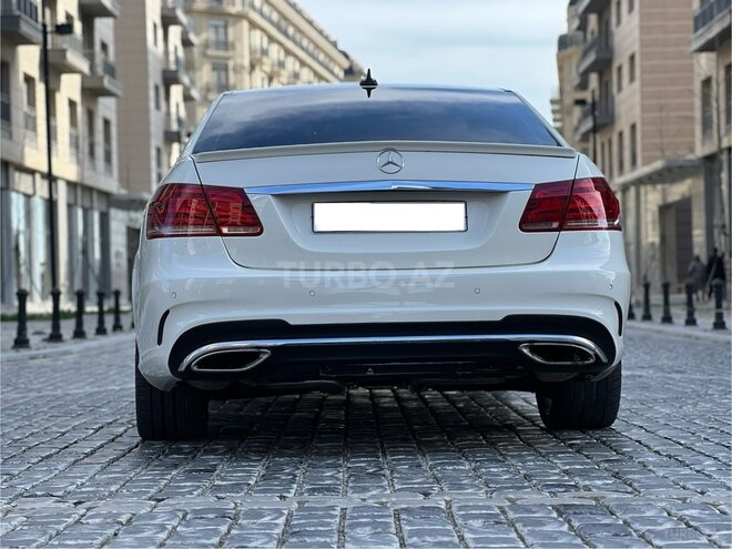 Mercedes E 250 2010, 251,788 km - 1.8 l - Bakı