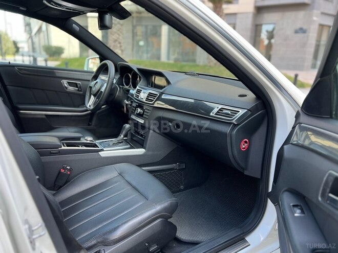 Mercedes E 250 2010, 251,788 km - 1.8 l - Bakı